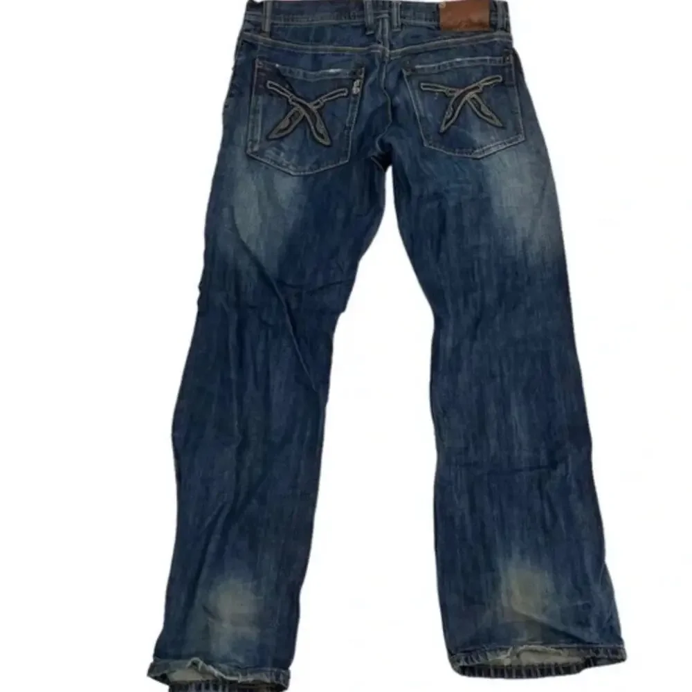 Artful Dodge Jeans, Mens Size 34, Blue Embroidered Relaxed Denim